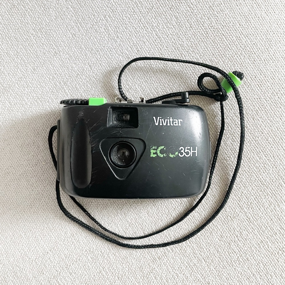 Vivitar ECO35H 35mm Camera